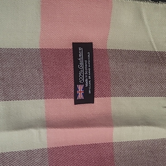 Made in Scotland 100% Cashmere Scarf - Picture 2 of 5